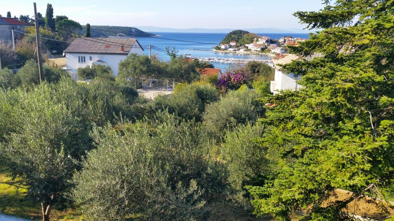 Hotel Kuca Carmen Rab Town Zewnętrze zdjęcie