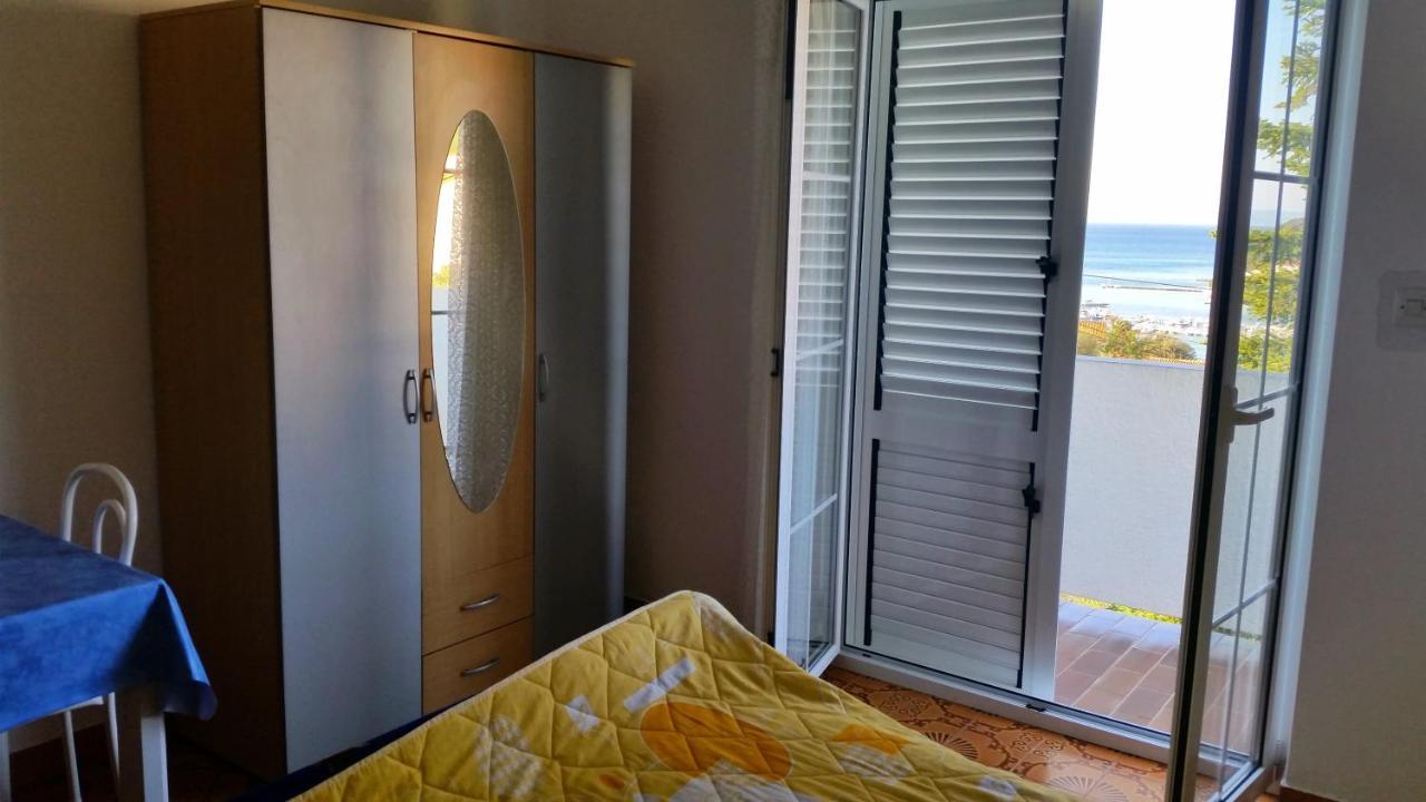 Hotel Kuca Carmen Rab Town Zewnętrze zdjęcie