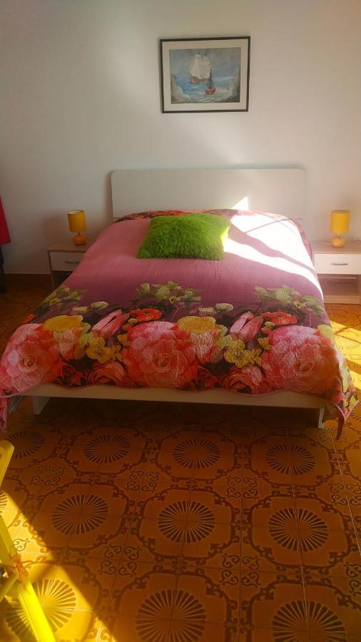 Hotel Kuca Carmen Rab Town Zewnętrze zdjęcie